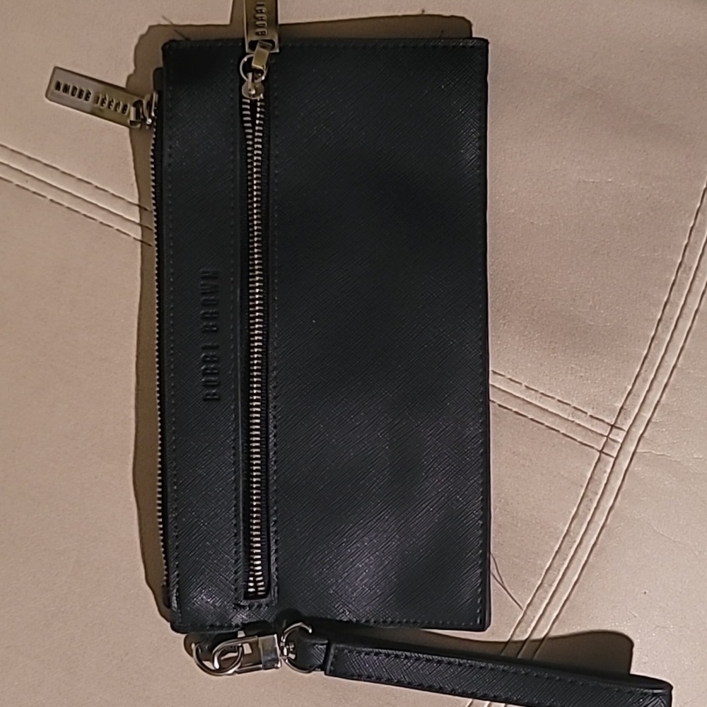 BOBBY BROWN Envelope Style Pouch